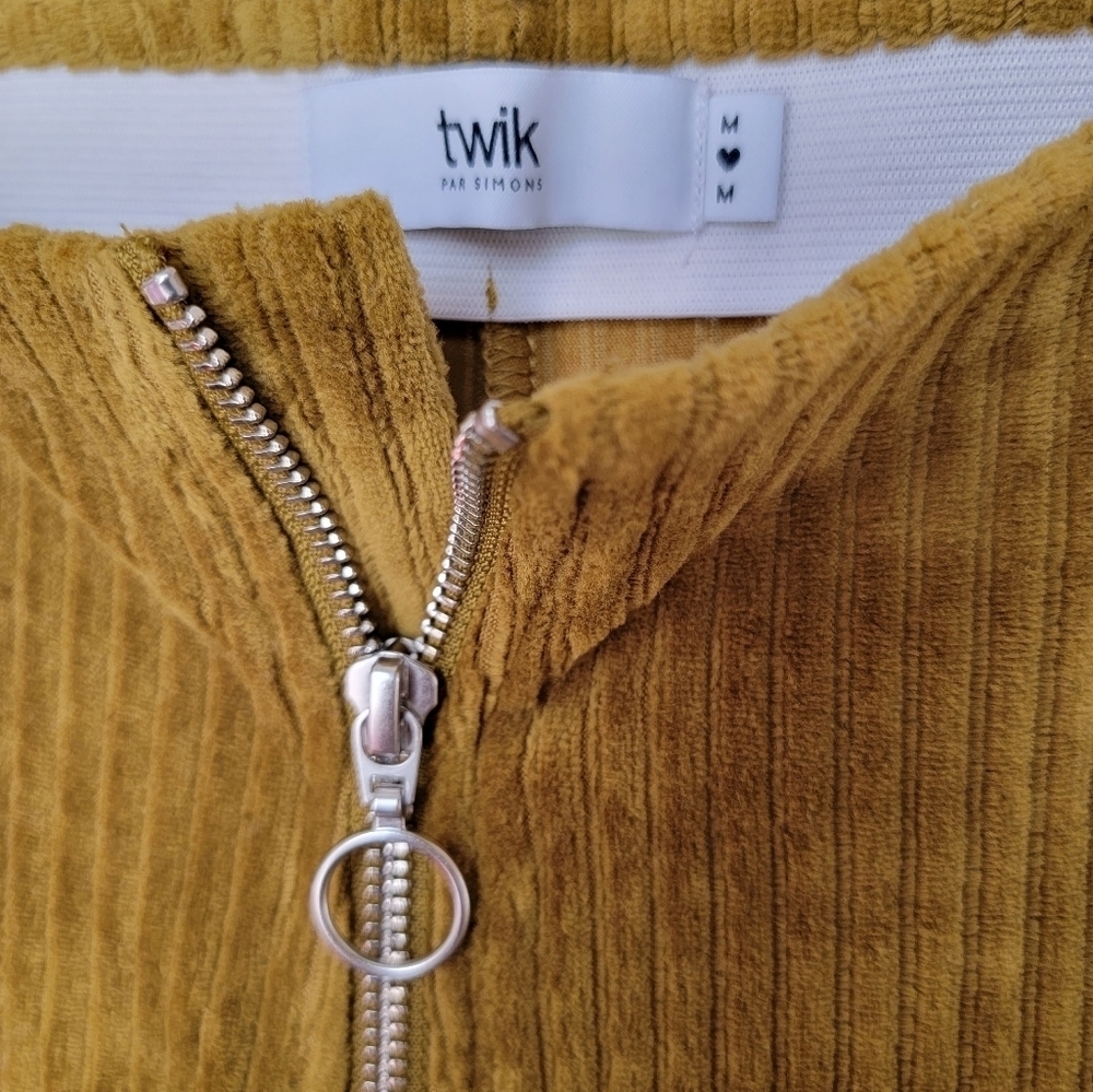 TWIK pants